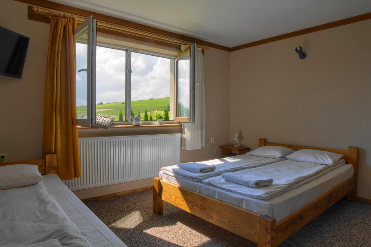 Bed and Breakfast Osrodek Wypoczynkowy U Bartka Czerwienne Екстер'єр фото